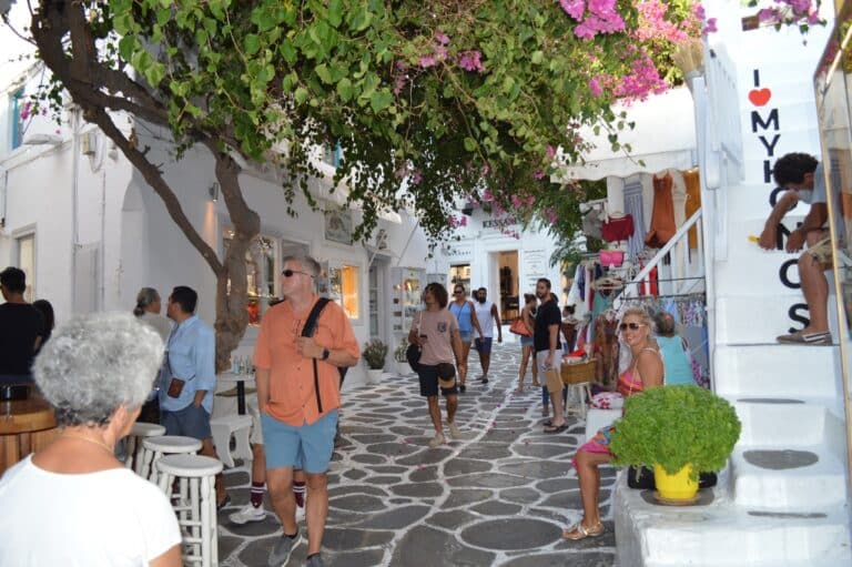 Annika Urm Blogger Mykonos Greece i-marbella luxury travelling
