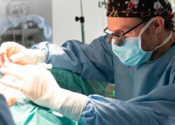 Dr. Kaye Ocean Clinic: Non-Healing Diabetic Foot Ulcer is Urgent and Needs Effective Treatment Immediately Marbella